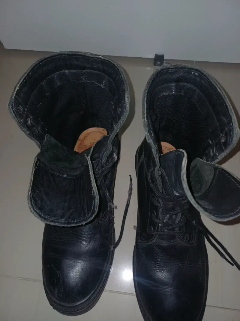 Bototos de cuero negro para hombre - 3