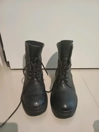 Bototos de cuero negro para hombre - miniatura 6