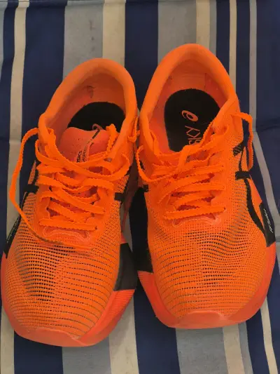 Zapatillas deportivas naranjas Asics - miniatura 1