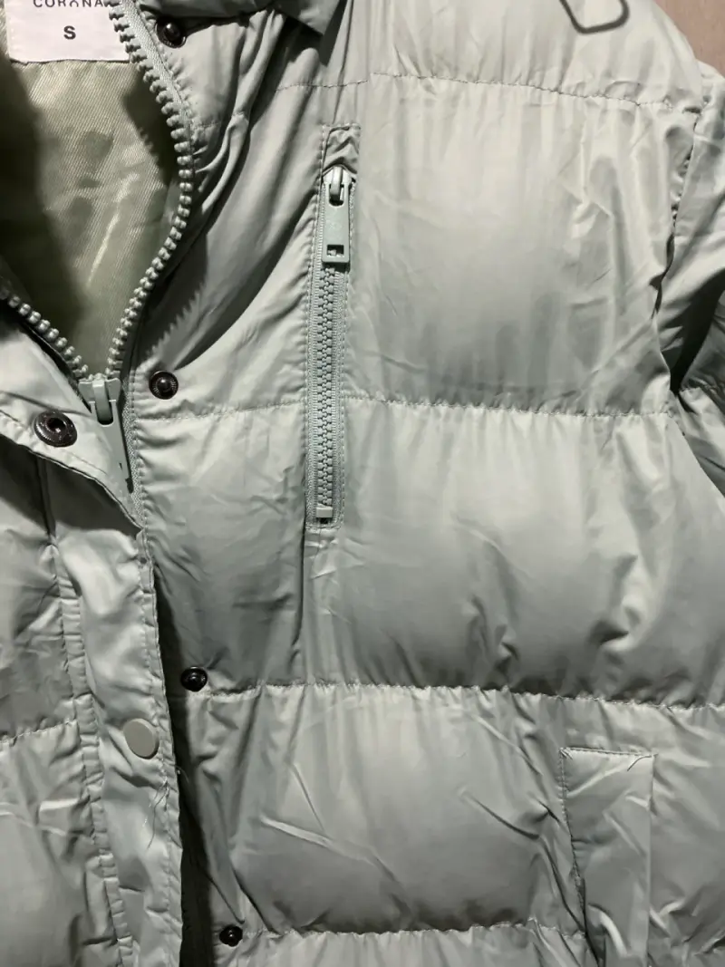 Chaqueta acolchada verde claro para mujer - 2