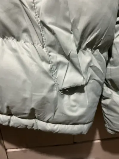 Chaqueta acolchada verde claro para mujer - miniatura 3