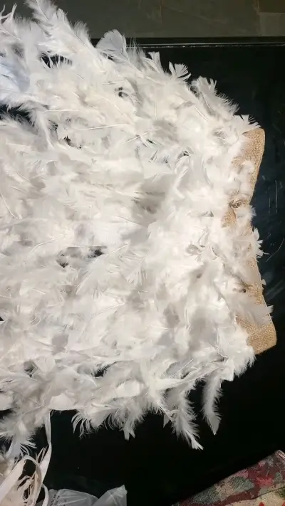 Traje pascuense - miniatura 1