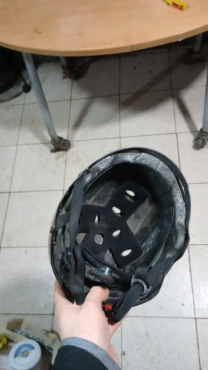 Casco de protección Triple Eight negro - 2