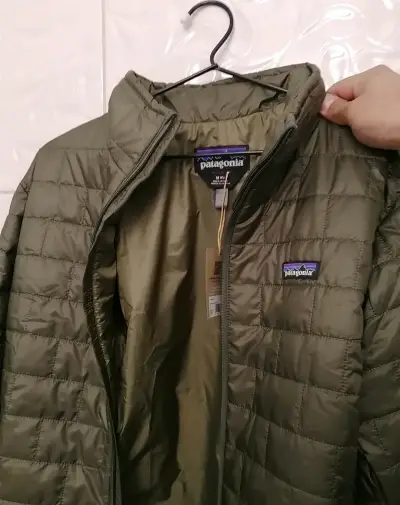 Chaqueta verde Patagonia, nueva y original - miniatura 1