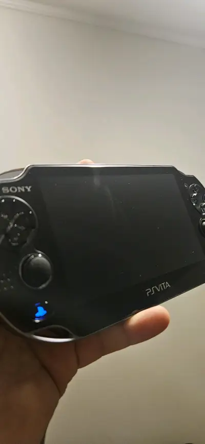 Sony PS Vita OLED - miniatura 6