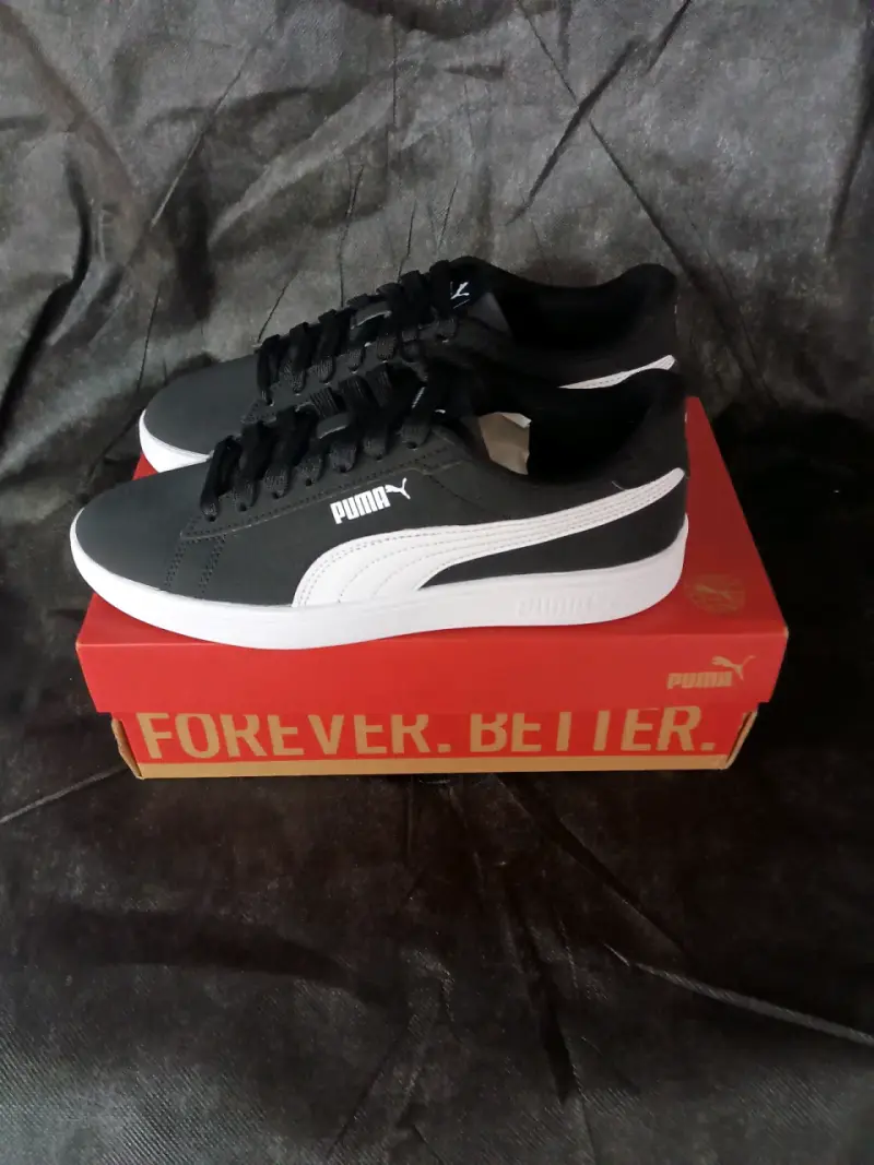 Zapatillas deportivas negras Puma casuales - 1