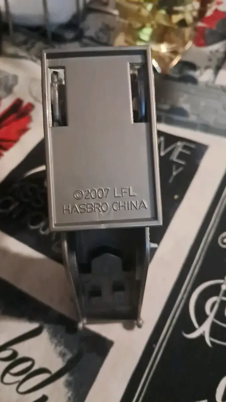 Figura de acción Han Solo en carbonita Hasbro - 3