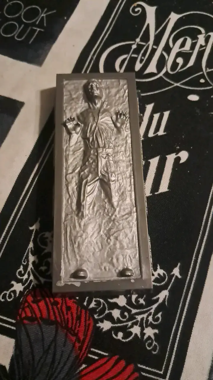 Figura de acción Han Solo en carbonita Hasbro - 4