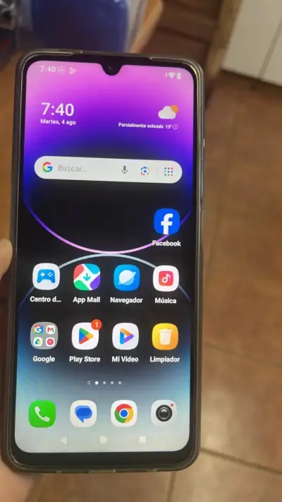 Smartphone Redmi A5 con cámara AI y funda - miniatura 1
