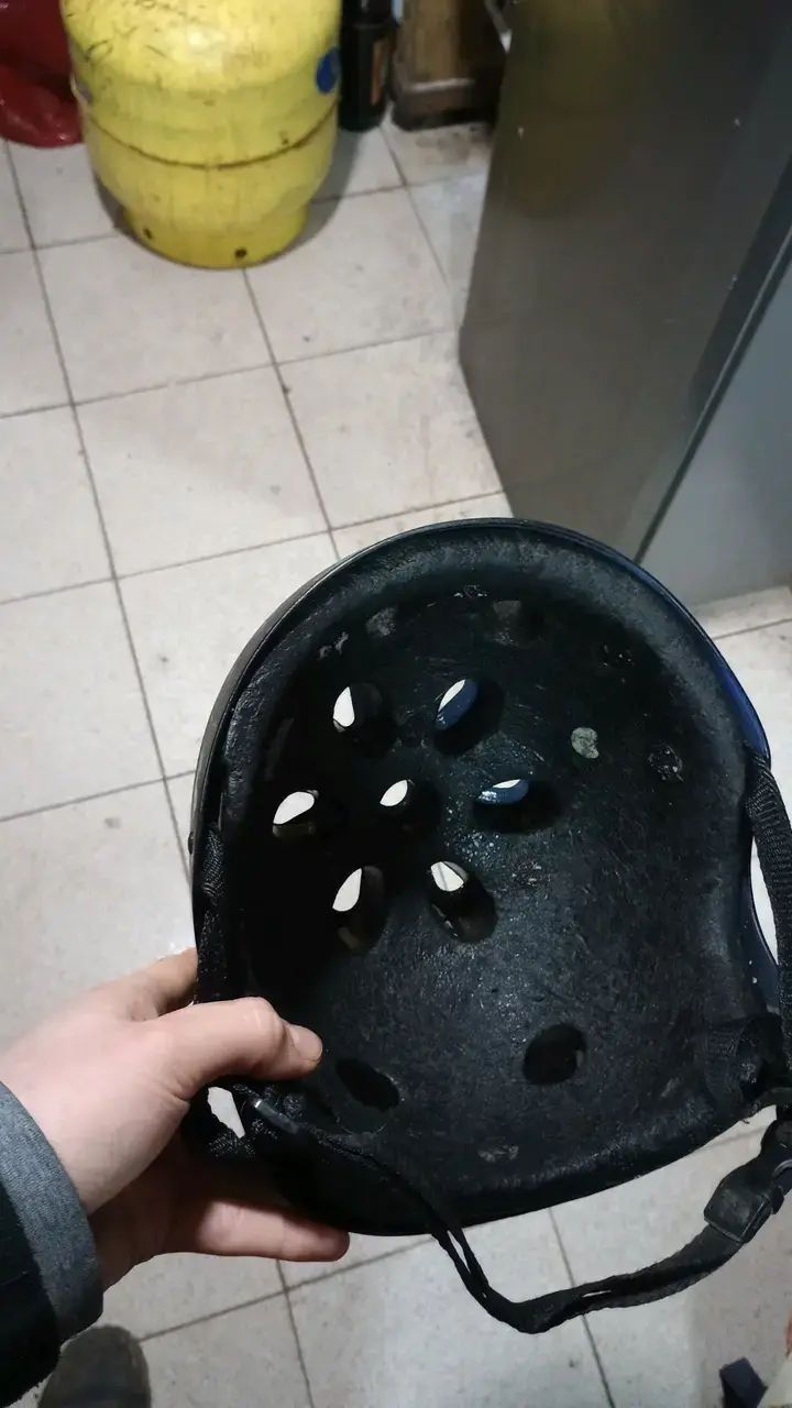Casco de seguridad negro para ciclismo - 2