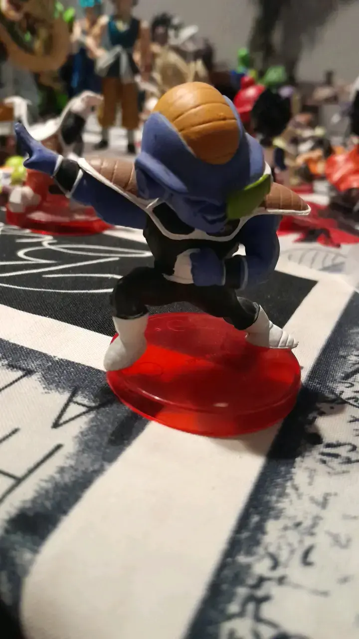 Figura de acción de personaje anime