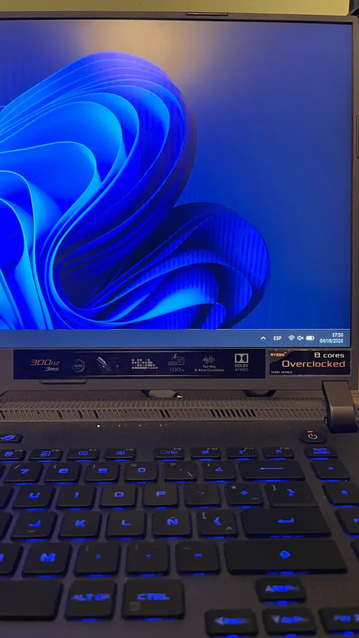 ASUS ROG Strix G15 RTX 3070 Ryzen 9 5900 HX 300Hz - 3