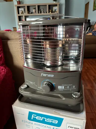 Estufa a kerosene Fensa F1120+ en buen estado - miniatura 4