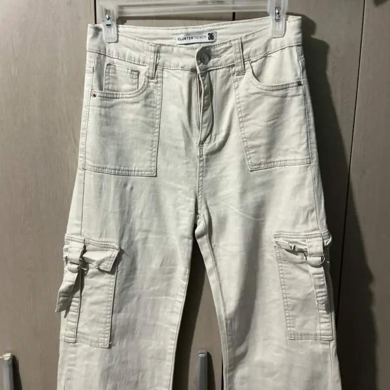 Pantalones cargo beige Clustertrendy talla 36