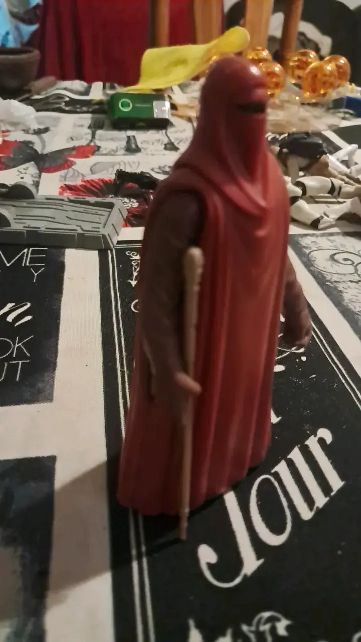 Figura de acción de guardia imperial roja - 2