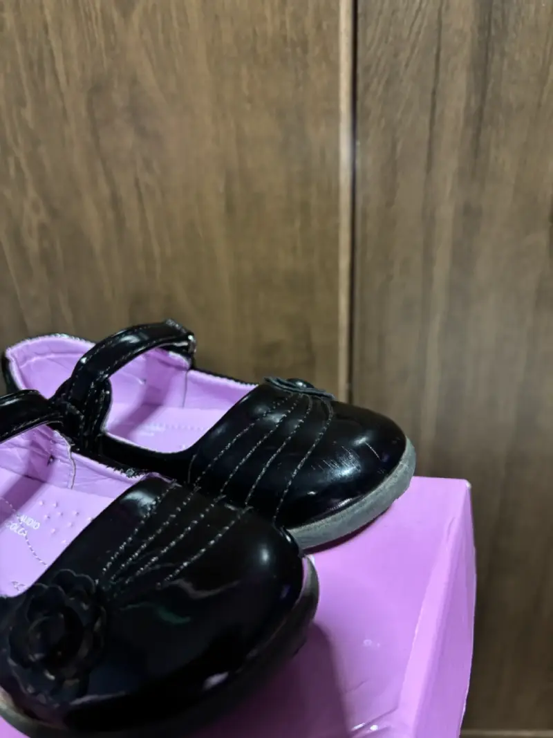 Zapatos de charol negro para niña - 2