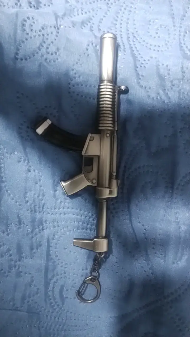 Llavero metálico en forma de rifle - 3