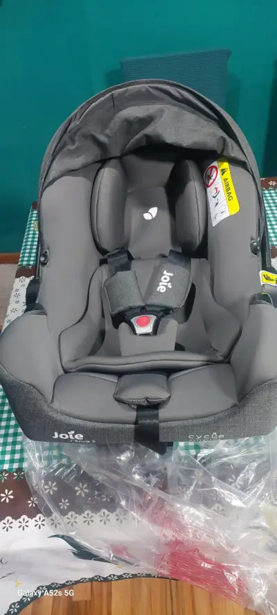 Silla de Auto para Bebé Joie i-Snug 2 Gris - miniatura 4
