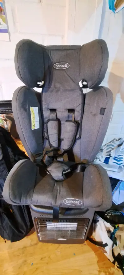 Silla de Auto Bebesit Gris Ajustable - miniatura 1