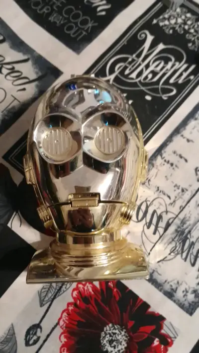 Estuche de colección Star Wars C-3PO con miniatura - miniatura 2