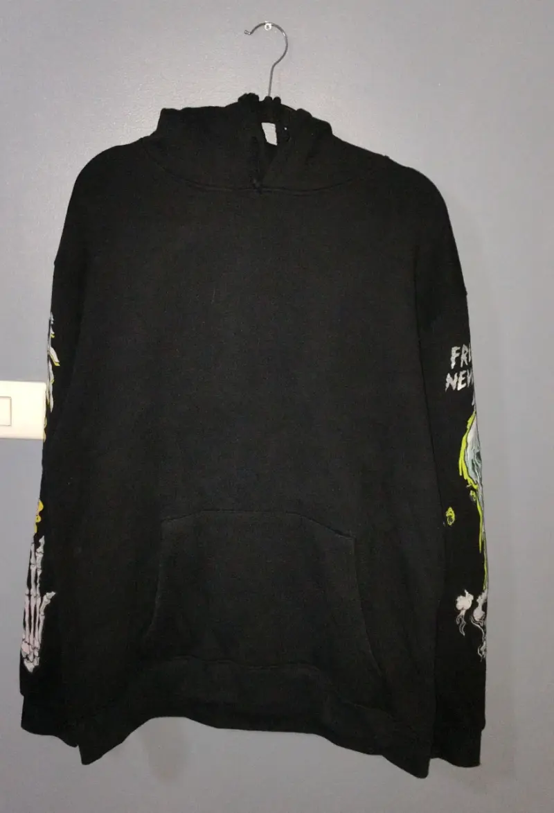 Polerón negro con diseño, Zara - 1