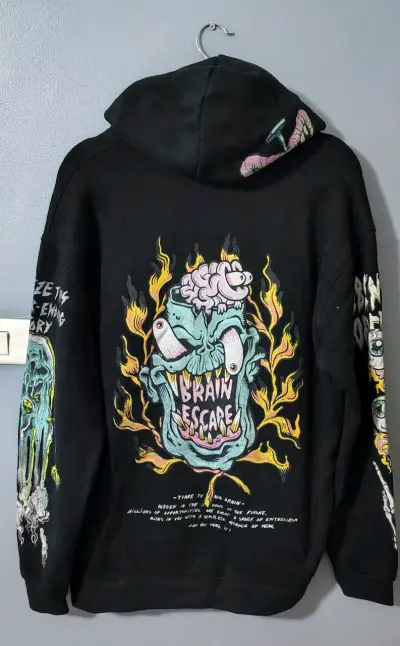 Polerón negro con diseño, Zara - miniatura 2