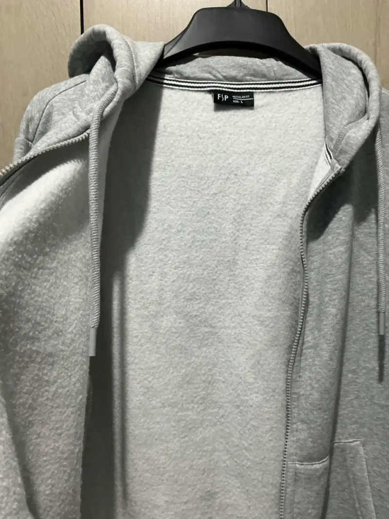Polerón Hombre gris con capucha y cierre FSP L - 5