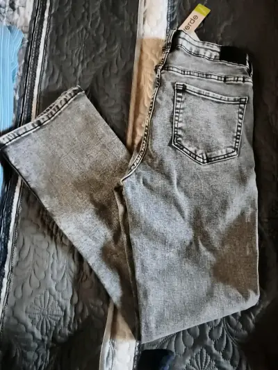 Jeans gris claro para mujer marca Sybilla - miniatura 1
