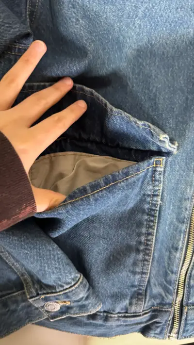 Chaqueta de mezclilla azul con cierre H&M - miniatura 5