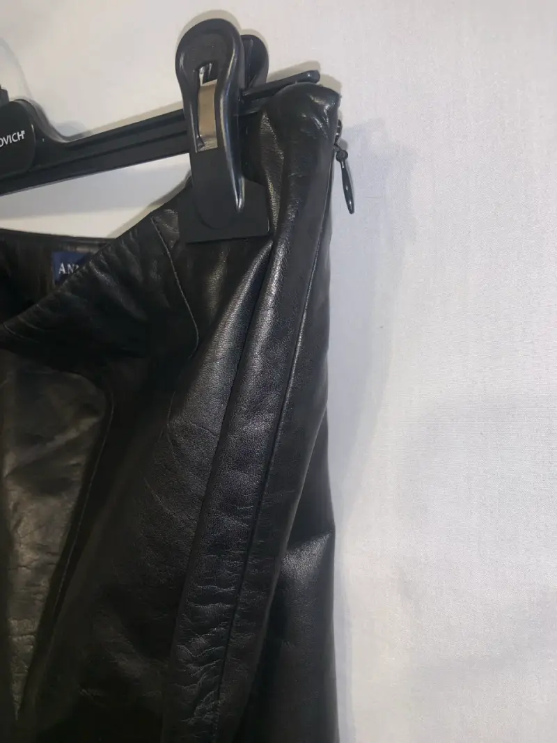 Falda de cuero negra Ann Taylor - 5