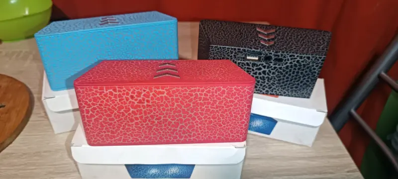 Parlantes Bluetooth Mini Portátiles Colores Variados - 2