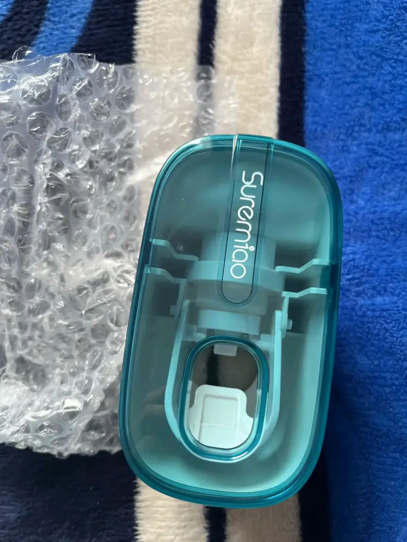 Dispensador automático de pasta dental - 3