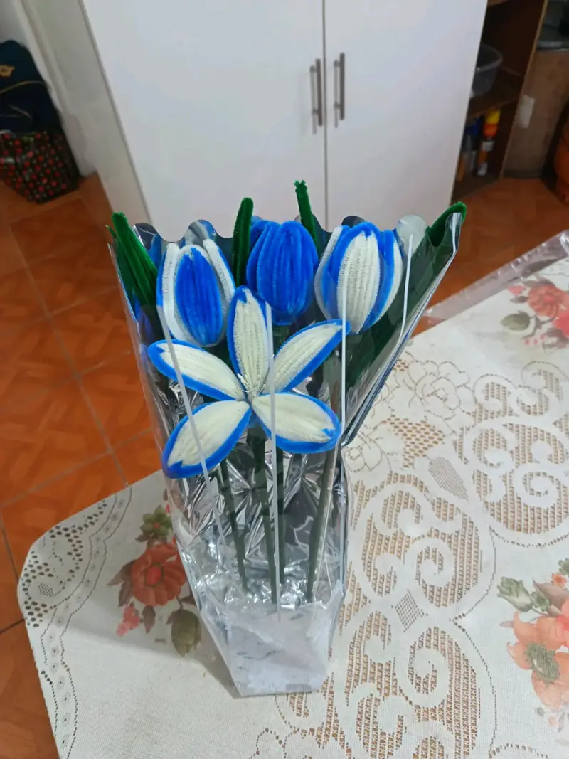 Ramo de flores artificiales de colores vivos - 6