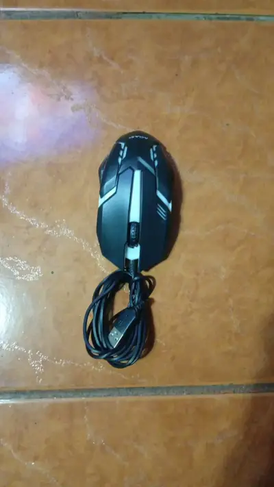 Mouse gamer con luces LED AOAER - miniatura 1
