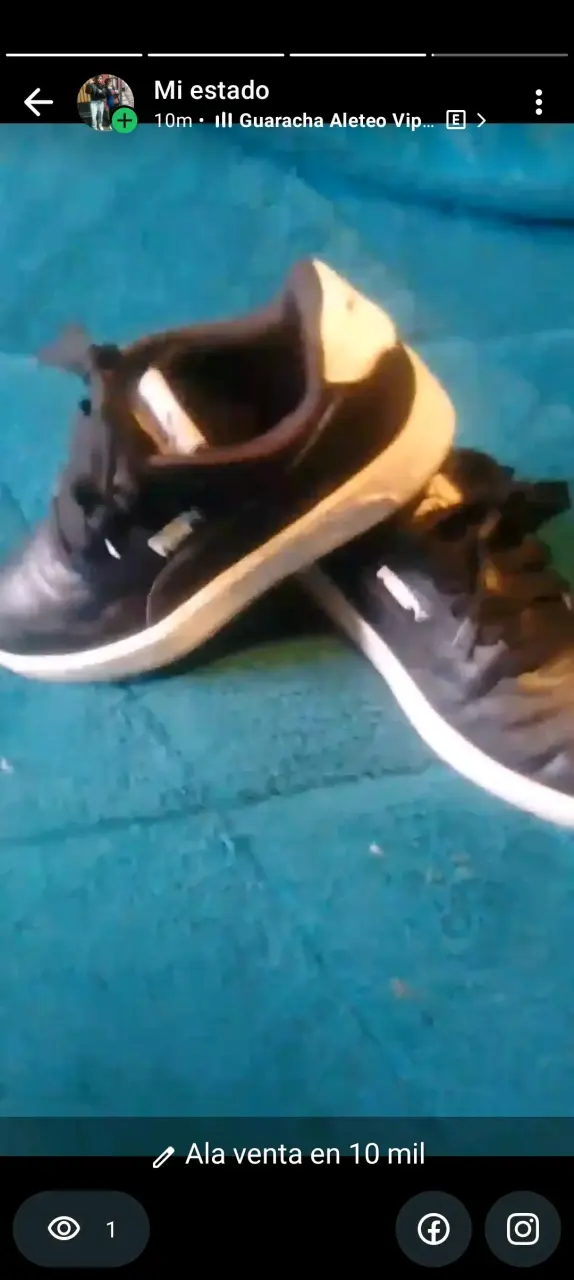 Zapatillas deportivas negras en buen estado
