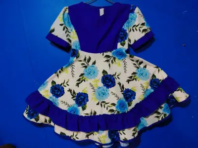 Vestido floral azul con capa a juego - miniatura 1