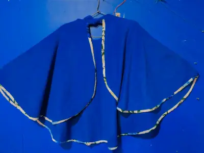 Vestido floral azul con capa a juego - miniatura 3