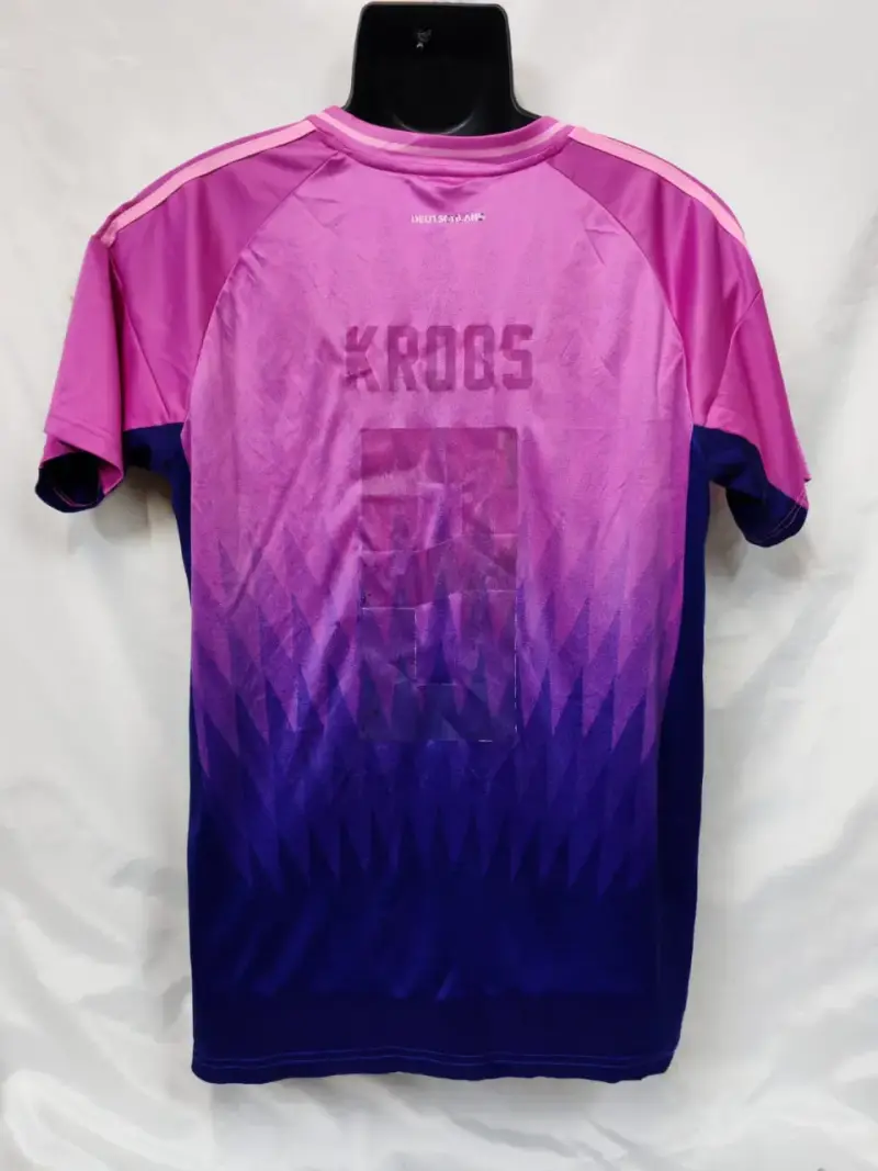 Camiseta de fútbol Alemania rosa y azul - 5