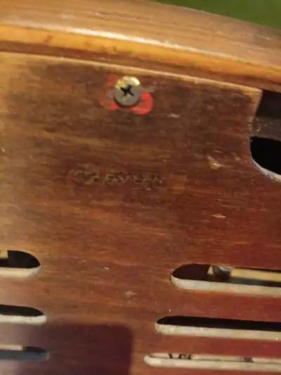 Radio antigua de madera estilo vintage - miniatura 4