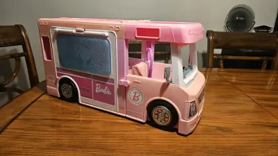 Camper de los sueños Barbie - miniatura 1