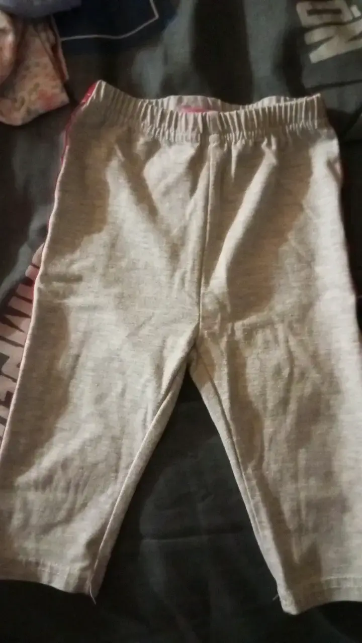 Leggings grises para niña con franjas rosadas - 1