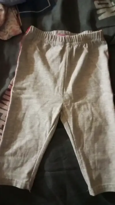 Leggings grises para niña con franjas rosadas - miniatura 1