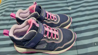 Zapatillas Skechers Tex Impermeables para N33 Niña - miniatura 2