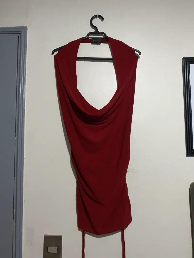 Vestido Rojo de Noche Escotado Talla S-M