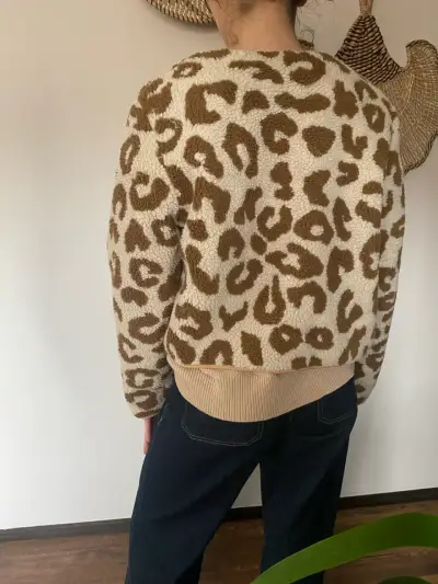 Chaqueta de lana con estampado animal print - miniatura 2