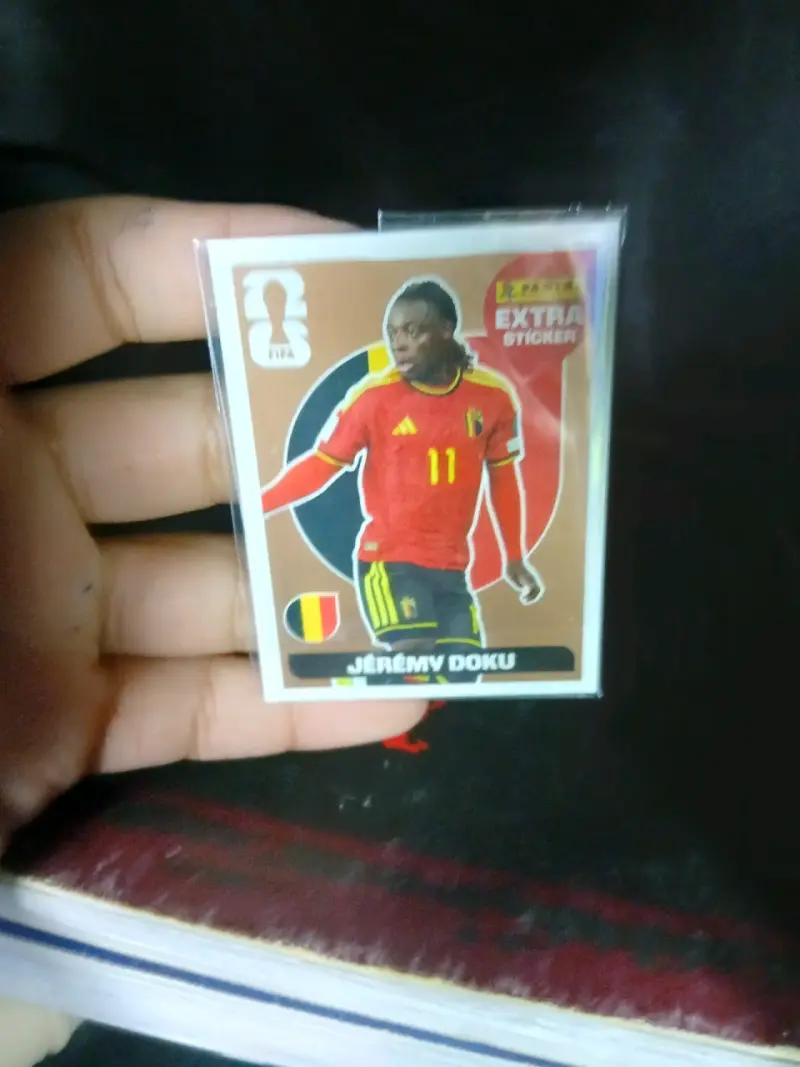 Lámina FIFA Extra Sticker de Jérémy Doku - 1