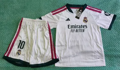 Conjunto Niño Real Madrid 2027 Mbappé - miniatura 1