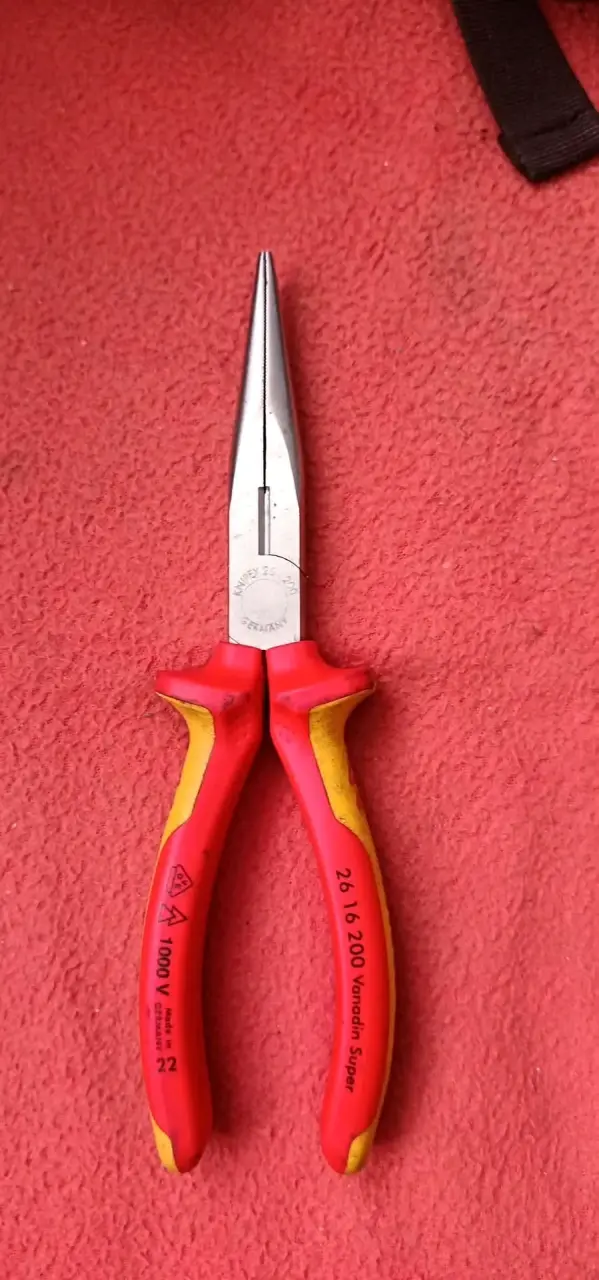 Alicates de punta larga Knipex 1000V - 1