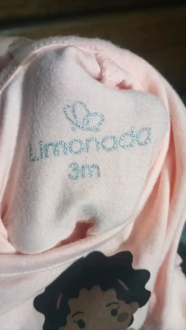 Polera  infantil rosa con diseño 'Girl Power' - 3