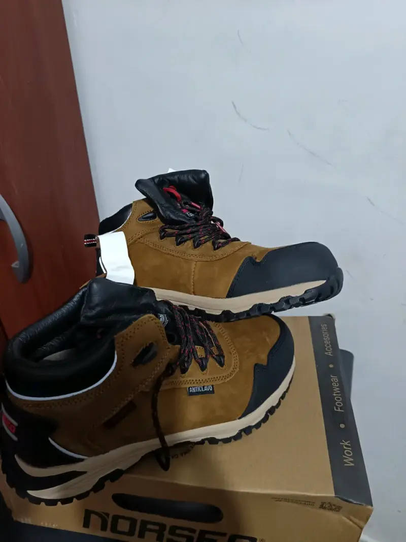 Botas de seguridad Norseg Anticlavo marrón - 2